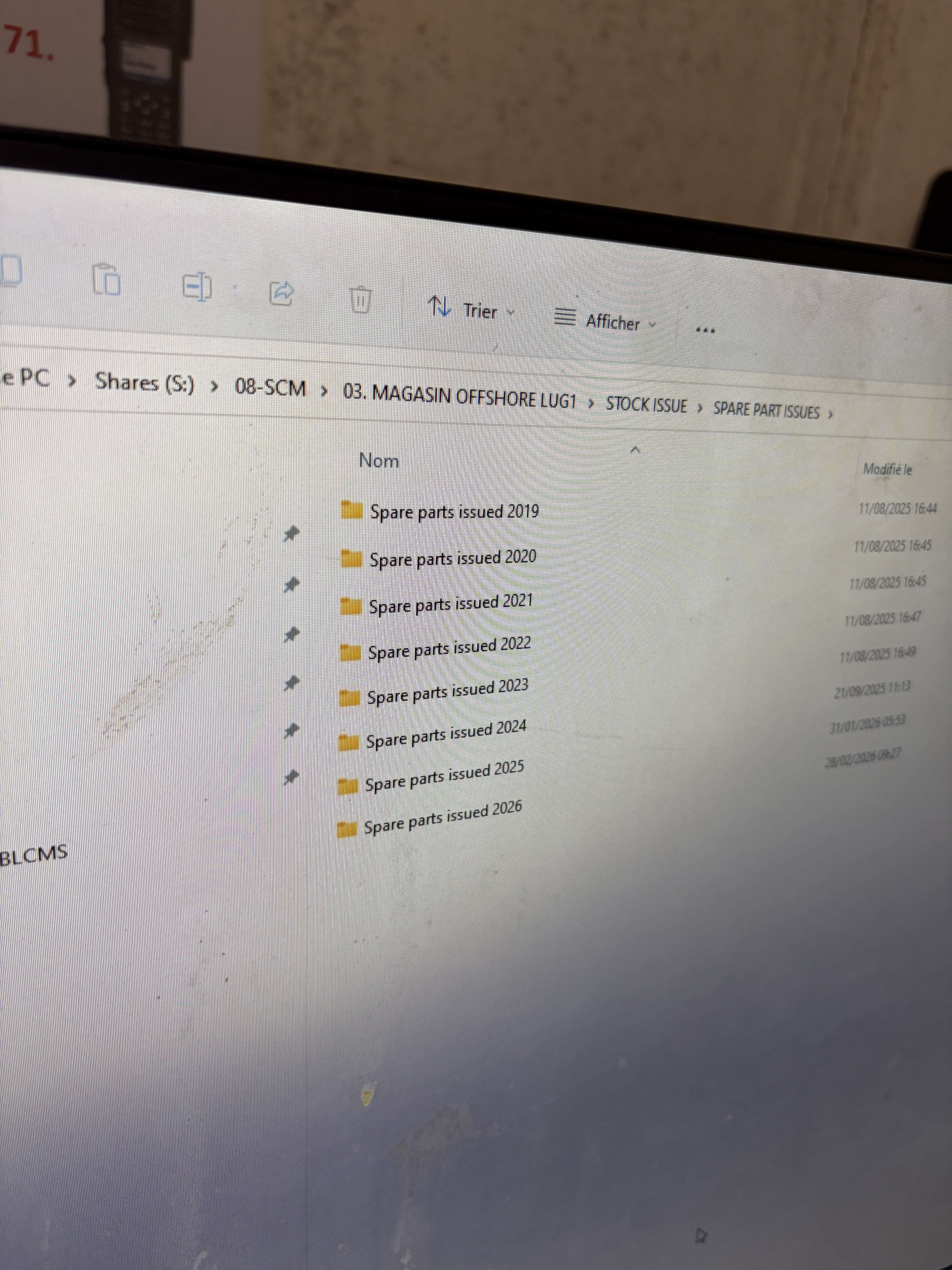 LUG &mdash; manual issue-out (Excel)
